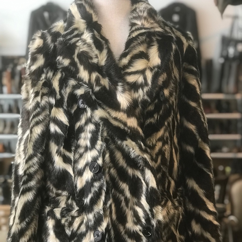 Topshop Tiger Faux Fur